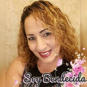 Meet your Posher, Iris